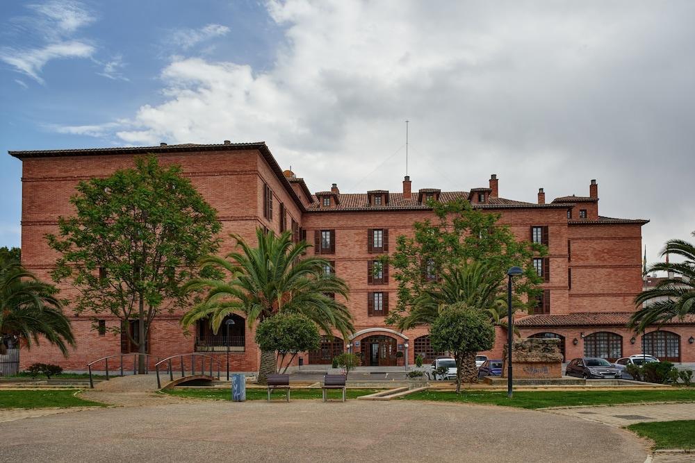 Parador De Калахорра Экстерьер фото