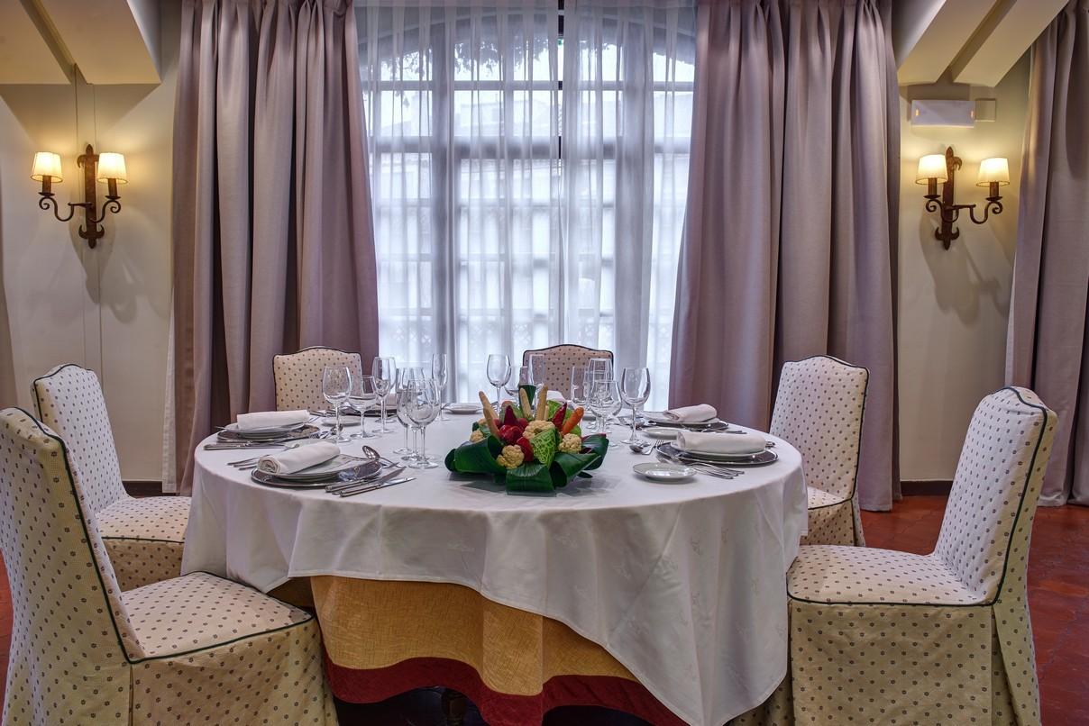 Parador De Калахорра Экстерьер фото